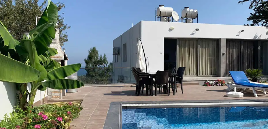 Luxury Villa In Kyrenia 3